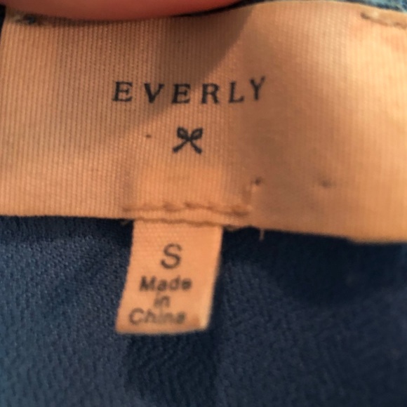 blue tank - Picture 3 of 3